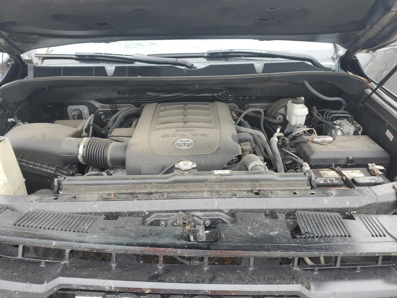 2019 Toyota Tundra Crewmax Sr5 VIN: 5TFDW5F18KX779817 Lot: 70599955