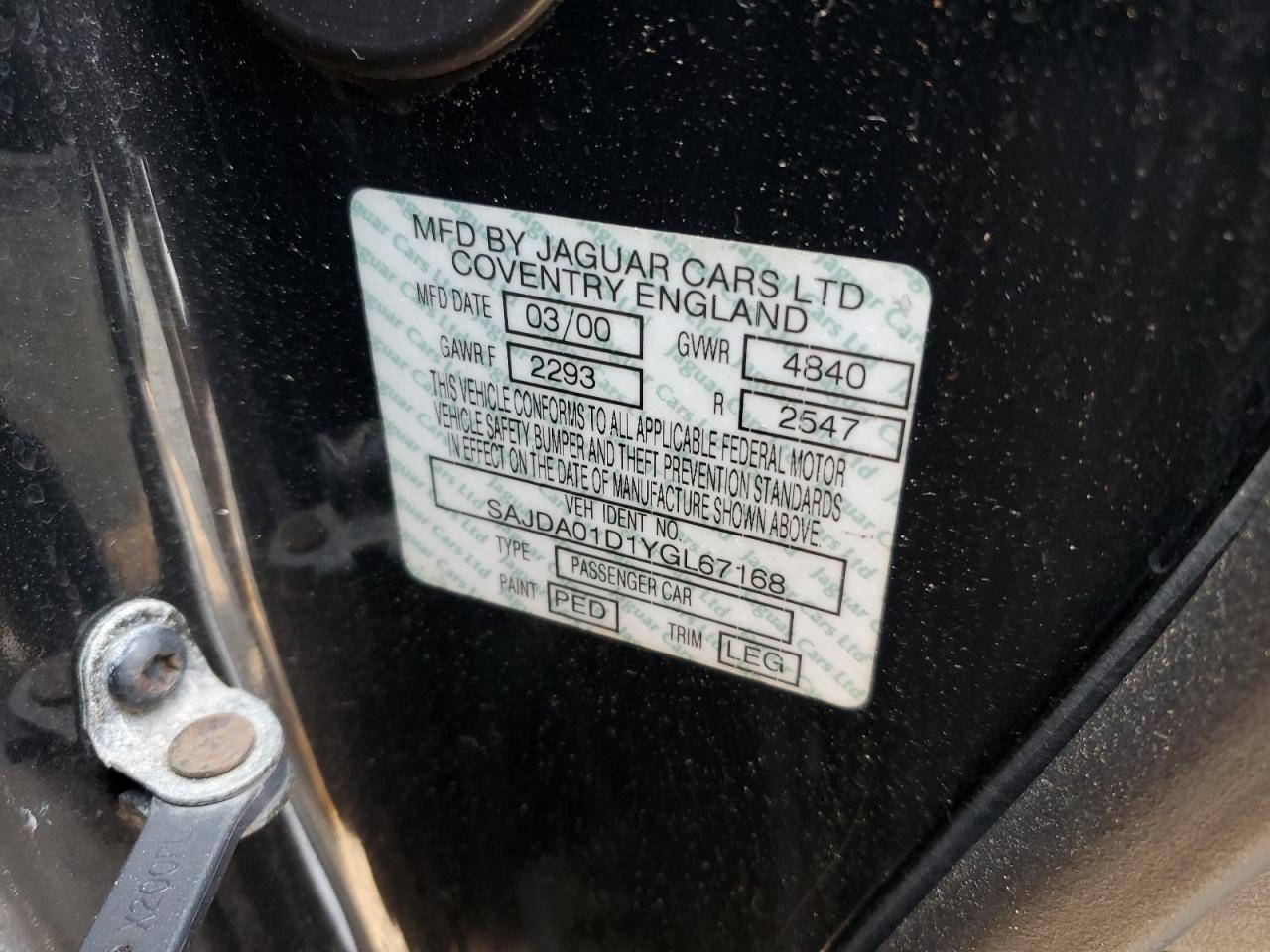 2000 Jaguar S-Type VIN: SAJDA01D1YGL67168 Lot: 67204435