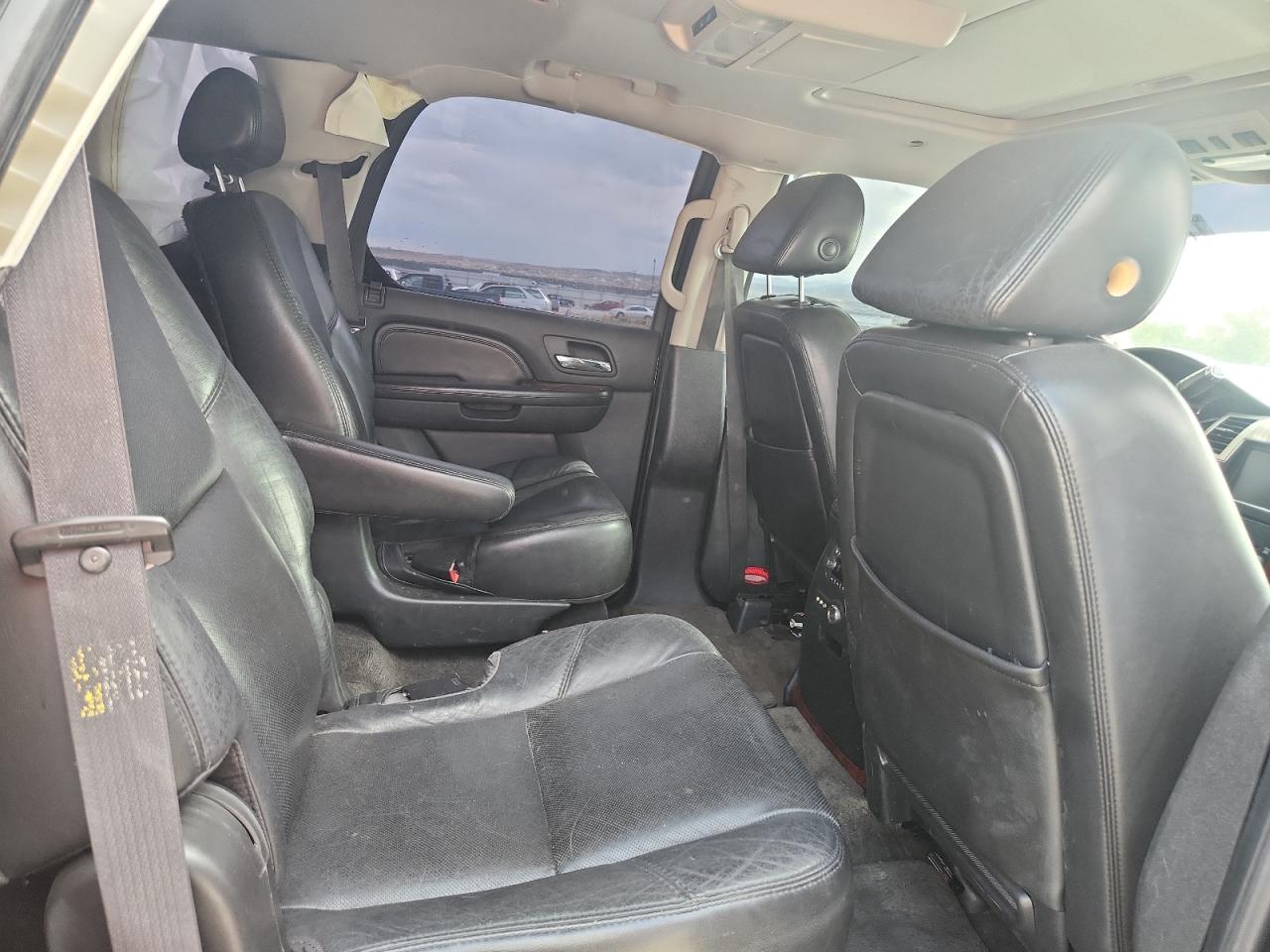 2007 Cadillac Escalade Luxury VIN: 1GYFK63877R133797 Lot: 70394795