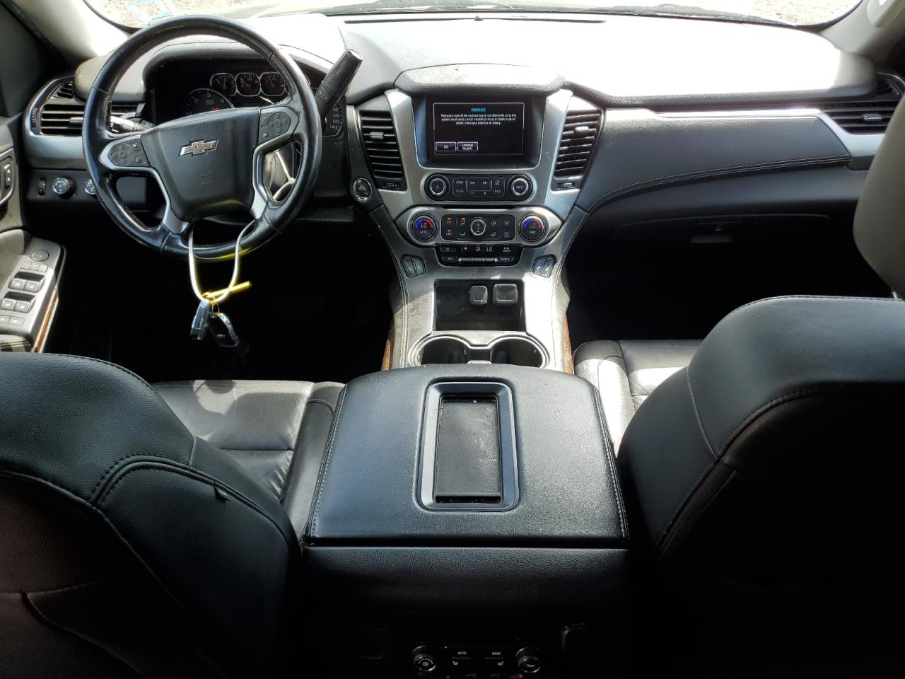 2019 Chevrolet Suburban K1500 Lt VIN: 1GNSKHKCXKR241997 Lot: 68132905