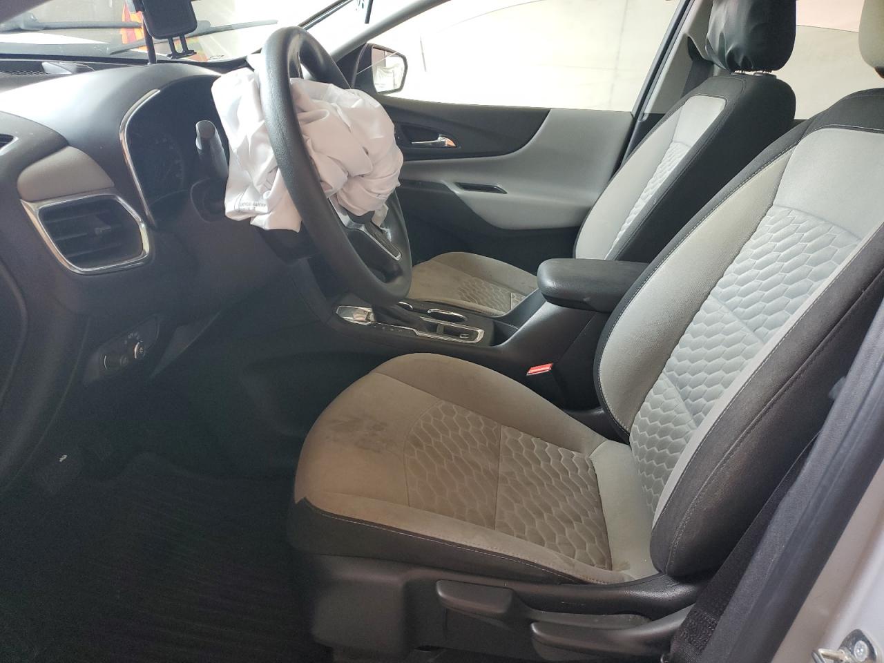 2018 Chevrolet Equinox Ls VIN: 2GNAXHEV4J6351500 Lot: 69482895