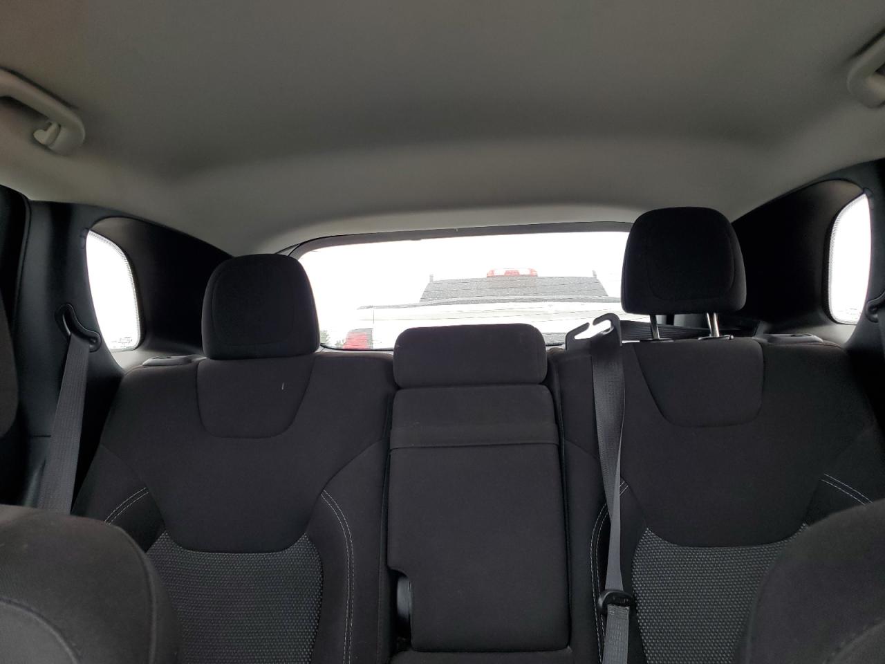 2019 Jeep Cherokee Latitude VIN: 1C4PJLCB4KD266563 Lot: 67404795