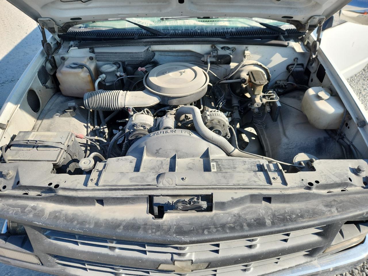 1994 Chevrolet Gmt-400 C2500 VIN: 1GCFC24K8RE112179 Lot: 71157755