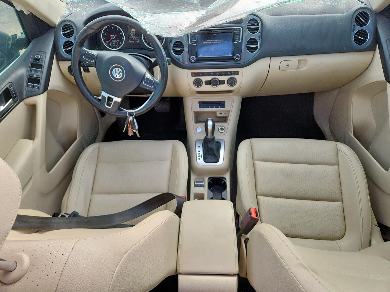 2017 Volkswagen Tiguan Wolfsburg VIN: WVGRV7AX4HK005713 Lot: 70909225