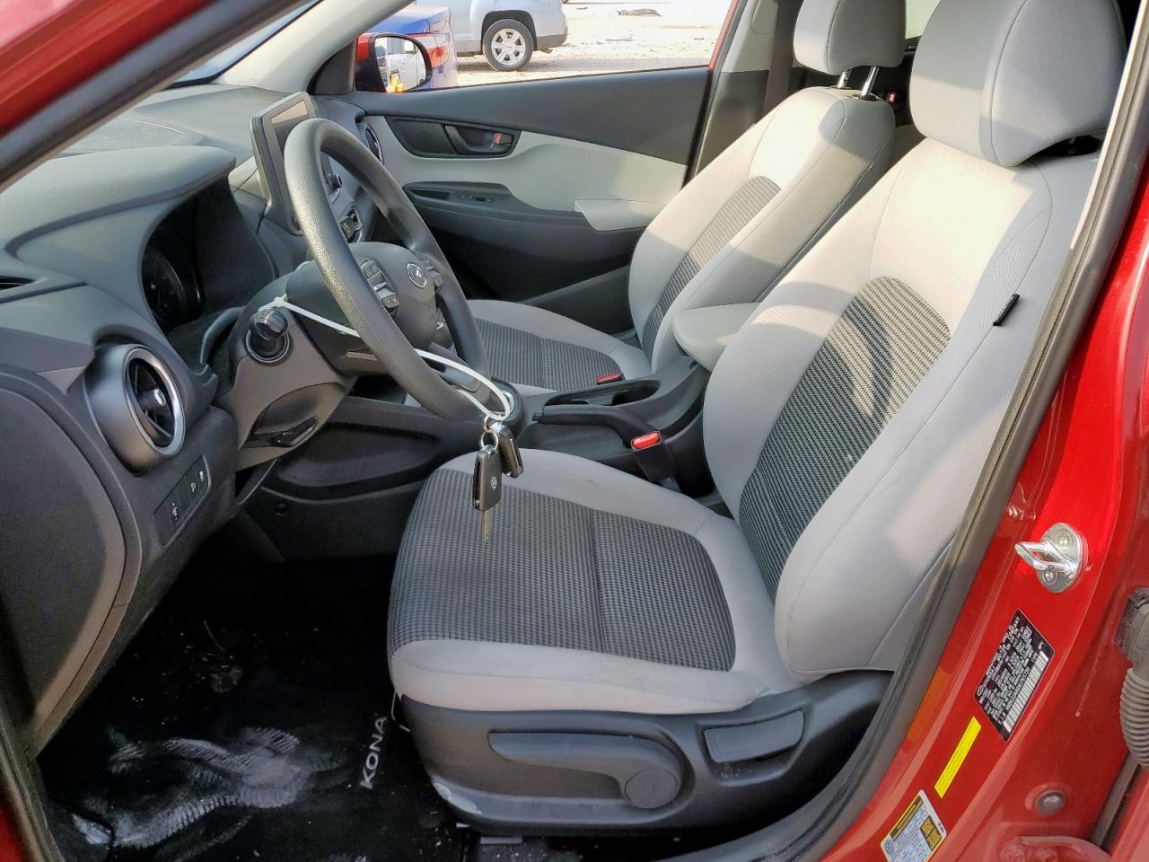 2022 Hyundai Kona Sel VIN: KM8K22AB6NU765739 Lot: 69652685