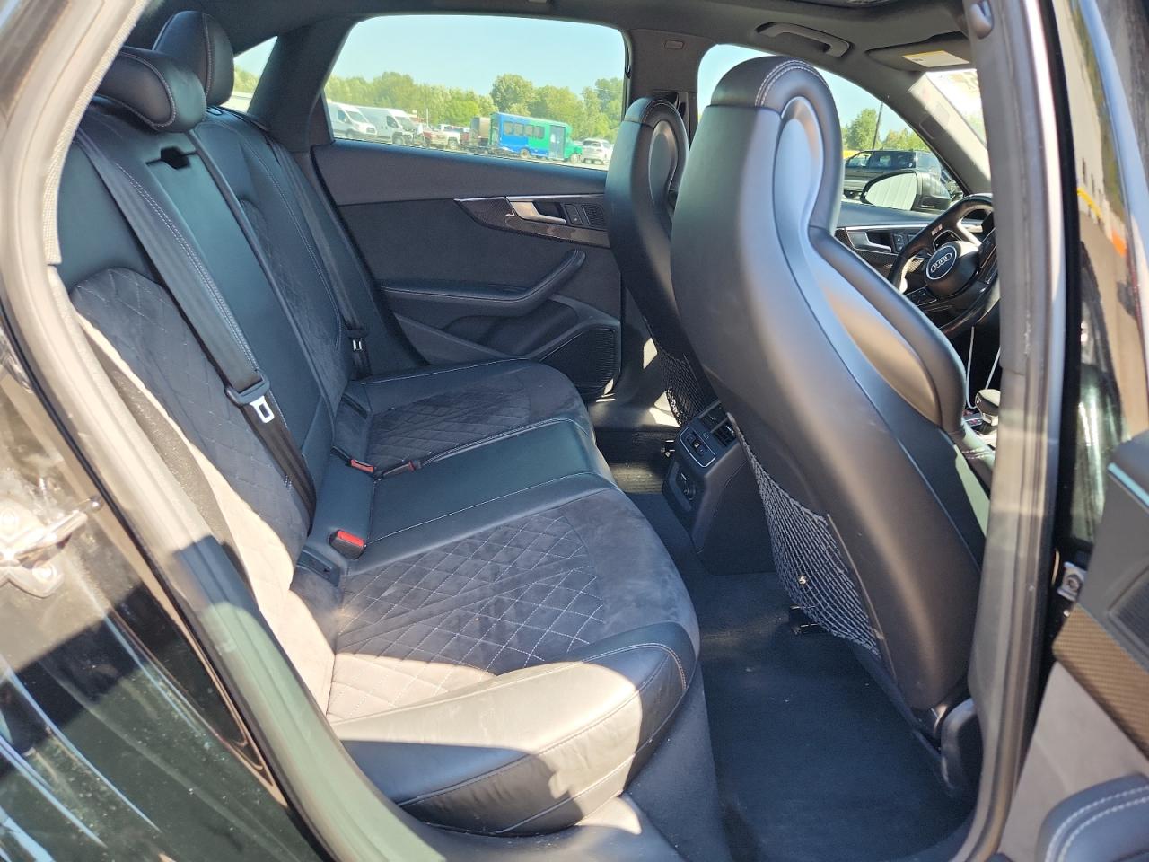 2019 Audi S4 Premium Plus VIN: WAUB4AF45KA111862 Lot: 70005795