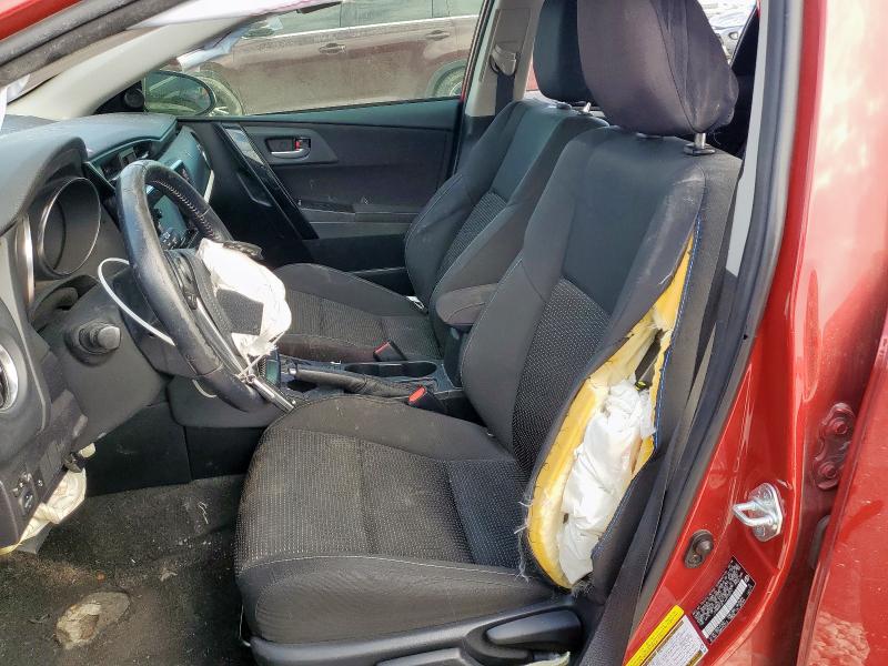  TOYOTA COROLLA 2018 Красный