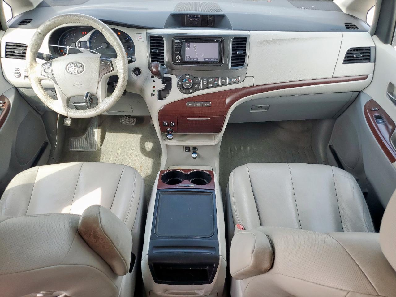 2013 Toyota Sienna Xle VIN: 5TDYK3DC2DS382554 Lot: 69782335