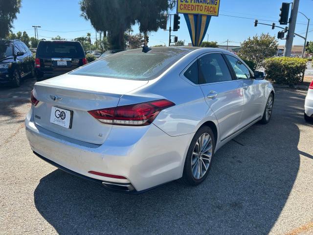 Sedans HYUNDAI GENESIS 2016 Srebrny