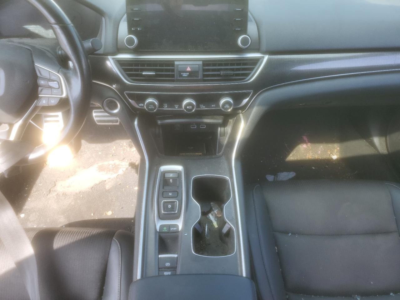 2022 Honda Accord Sport VIN: 1HGCV2F3XNA003745 Lot: 67844455