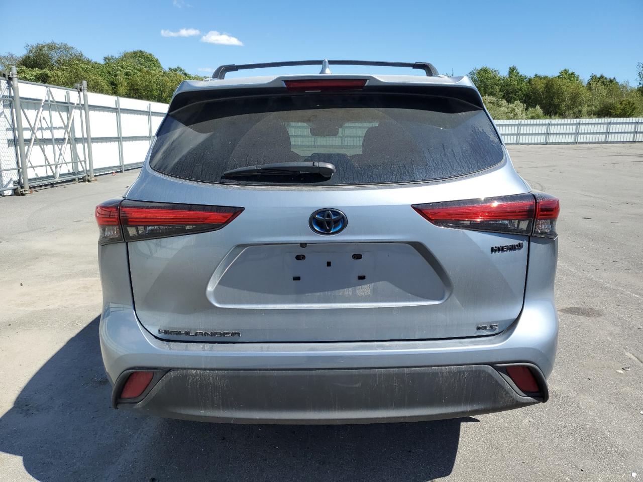 2021 Toyota Highlander Hybrid Xle VIN: 5TDGBRCH3MS061554 Lot: 70096835