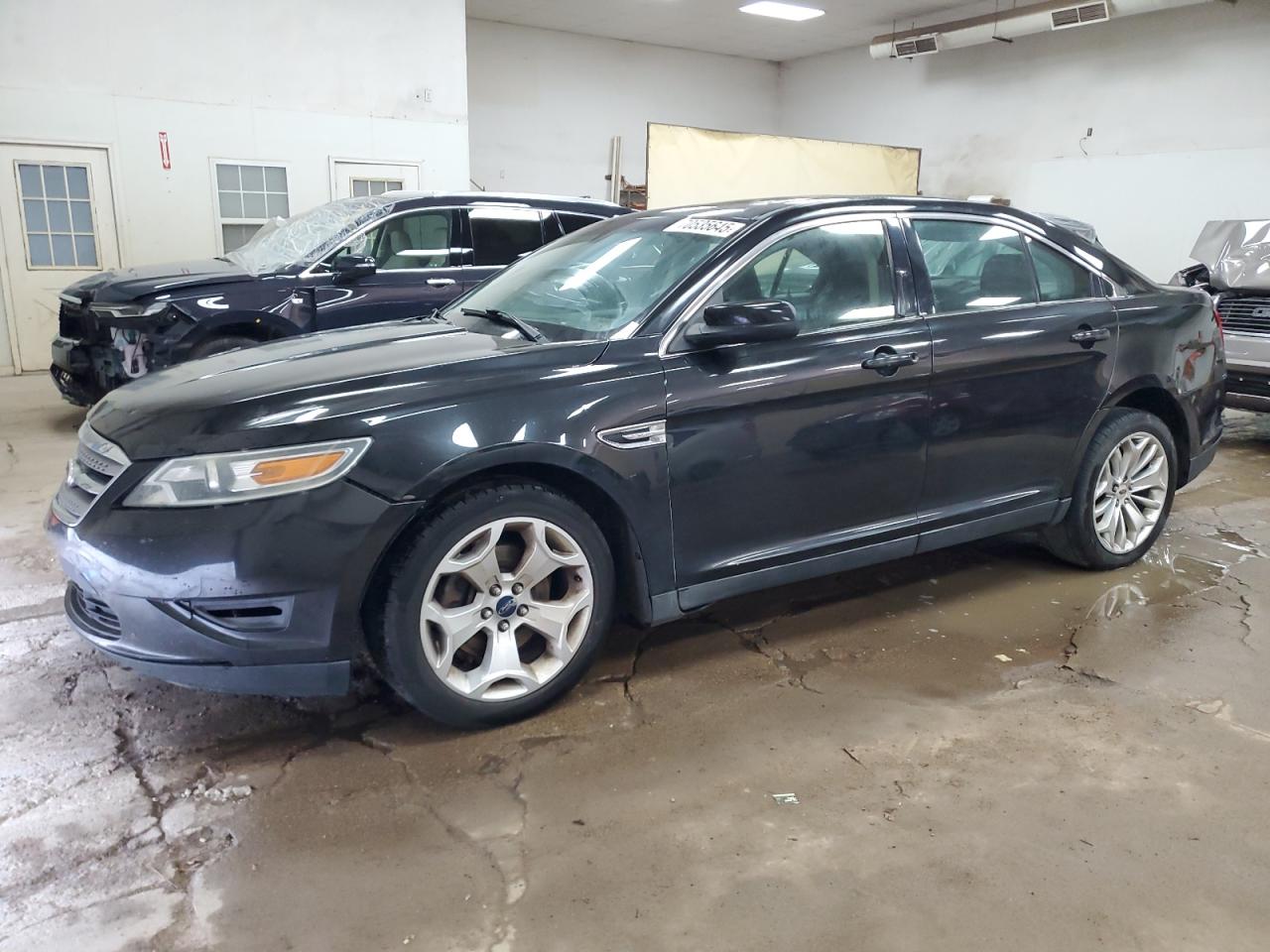2010 Ford Taurus Sel VIN: 1FAHP2EW1AG157901 Lot: 70535645