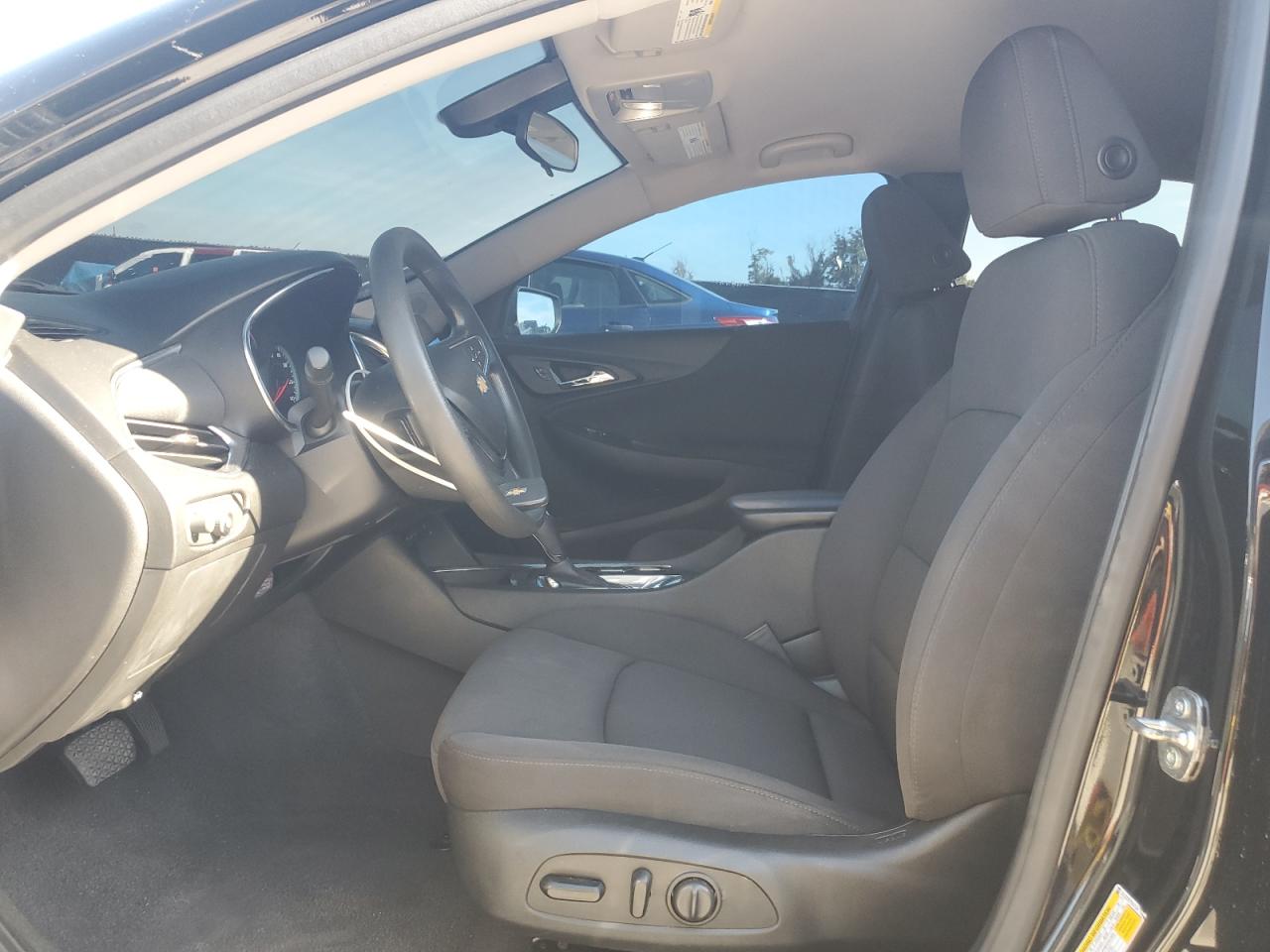 2019 Chevrolet Malibu Lt VIN: 1G1ZD5ST5KF167804 Lot: 68248745