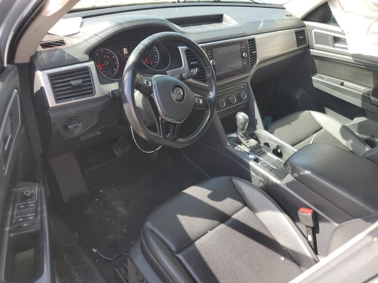 2018 Volkswagen Atlas Se VIN: 1V2CR2CAXJC511975 Lot: 71067985