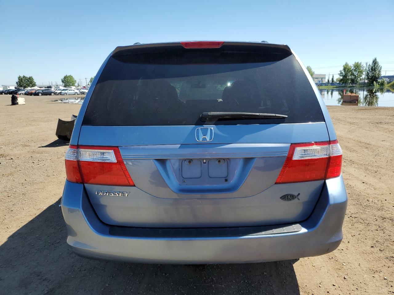 2007 Honda Odyssey Lx VIN: 5FNRL38267B511939 Lot: 68897285