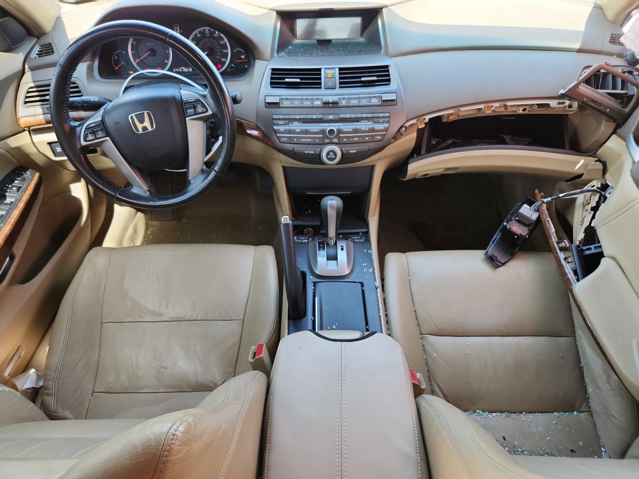 2008 Honda Accord Exl VIN: JHMCP26818C032319 Lot: 70415795