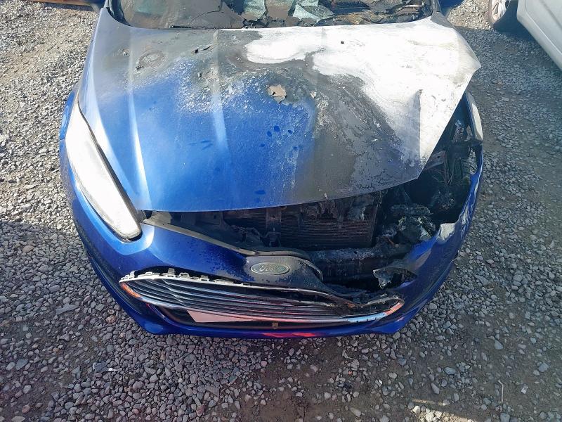 2015 FORD FIESTA TITANIUM TURBO 