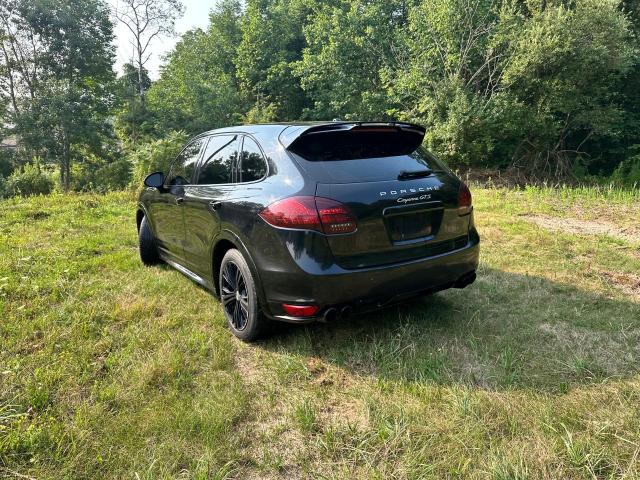 Parquets PORSCHE CAYENNE 2014 Czarny