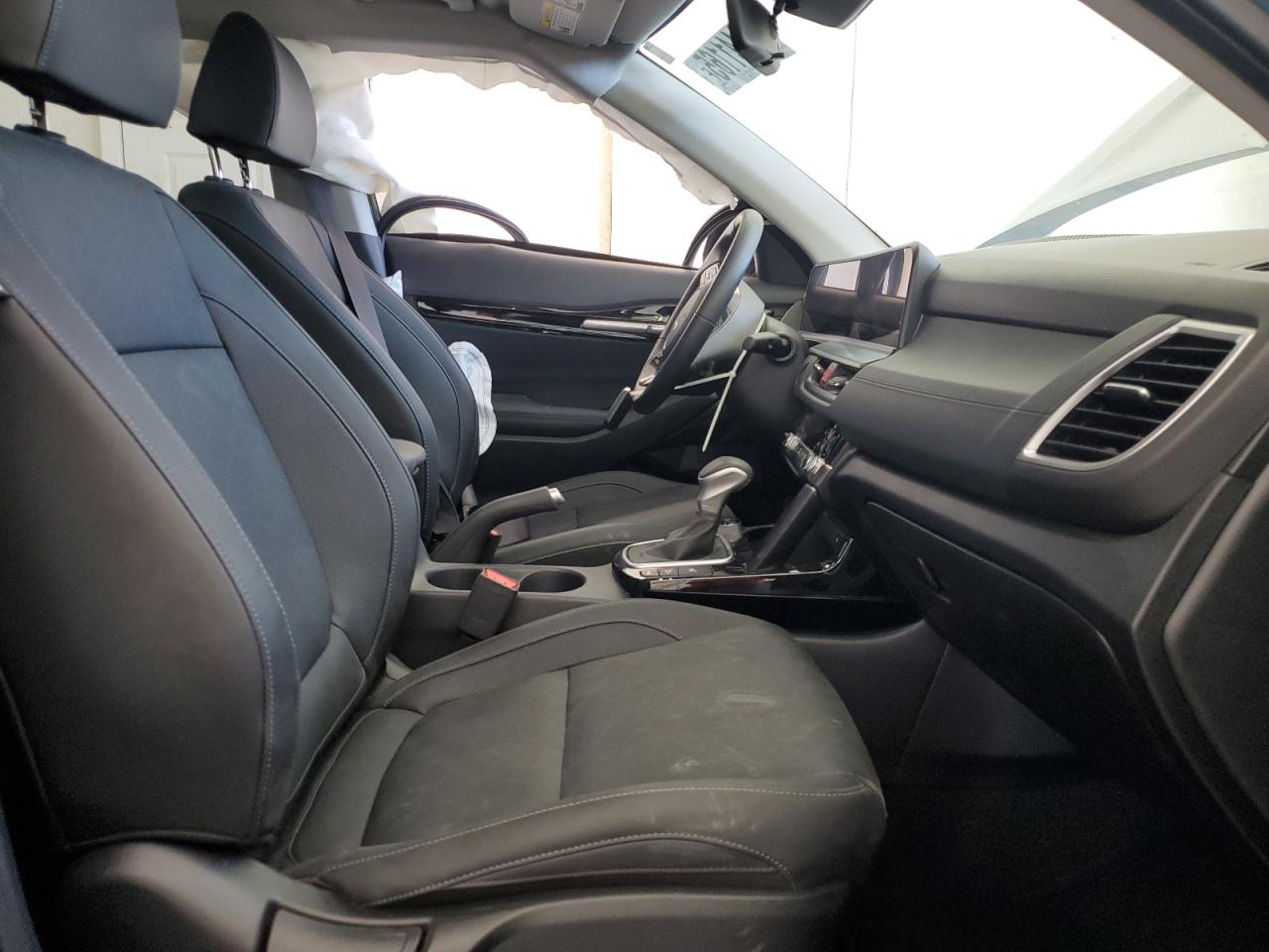 2025 Kia Seltos Ex VIN: KNDER2AA8S7698740 Lot: 70441165