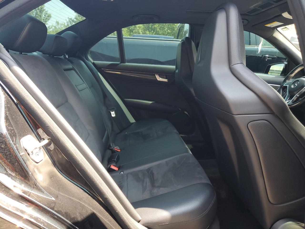 2014 Mercedes-Benz C 63 Amg VIN: WDDGF7HB2EA963145 Lot: 67769795