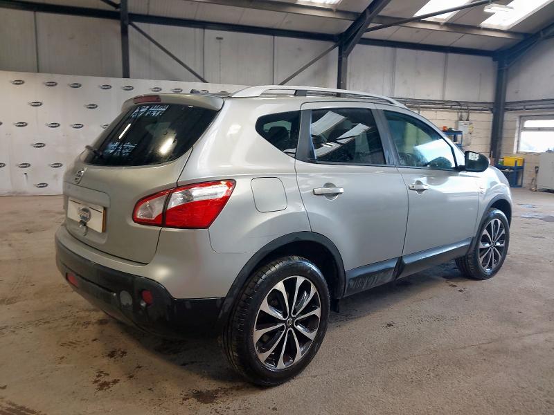 2012 NISSAN QASHQAI N-TEC