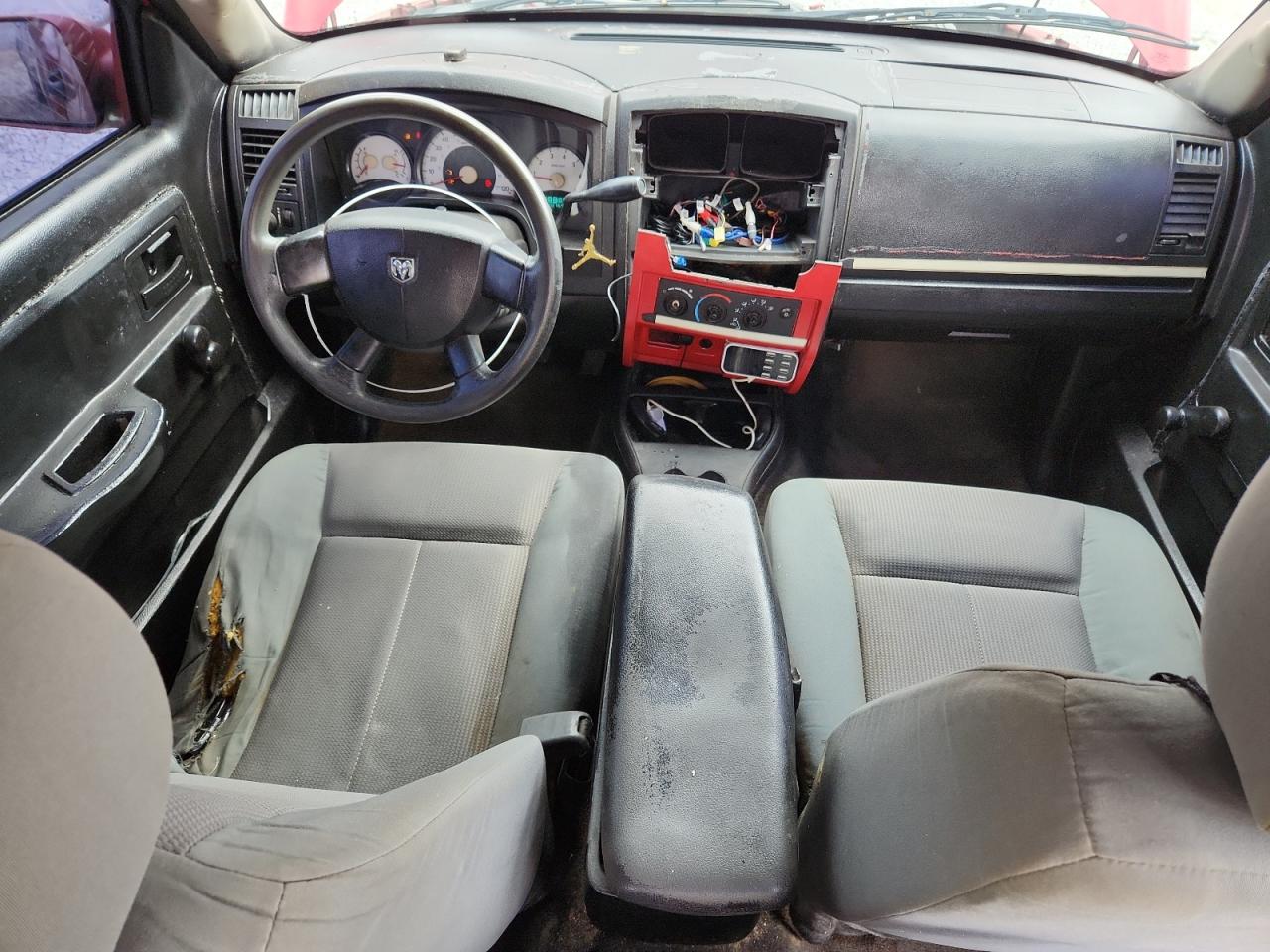 2005 Dodge Dakota Quad VIN: 1D7HE28N85S158135 Lot: 69058665