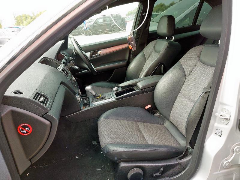 2011 MERCEDES-BENZ C180 BLUE-CY SPORT CGI A 