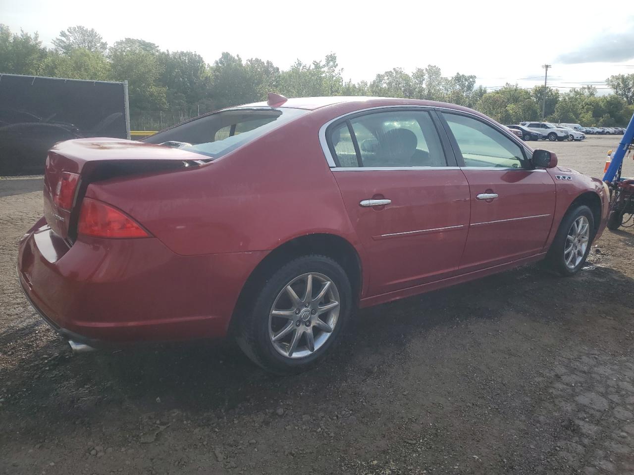 1G4HA5EM7AU137774 BUICK LUCERNE 2010 RED Photo 3
