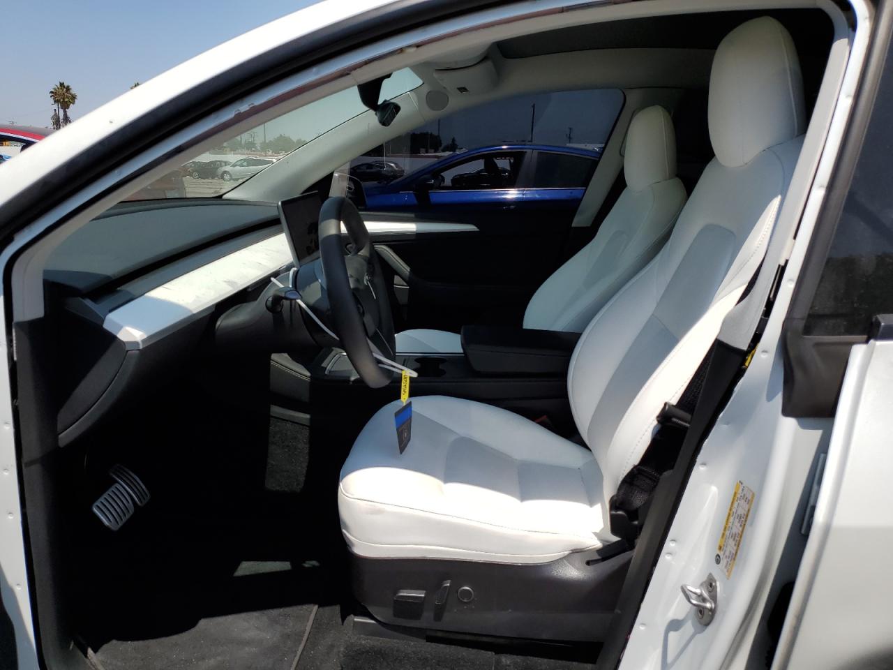 2023 Tesla Model Y VIN: 7SAYGDEF8PF587940 Lot: 68134565