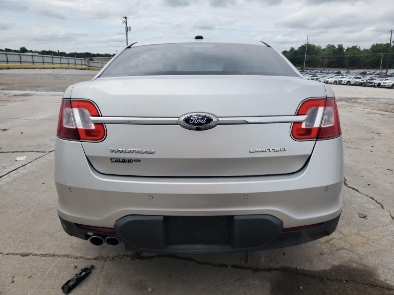 2011 Ford Taurus Limited VIN: 1FAHP2FW1BG155663 Lot: 66293165