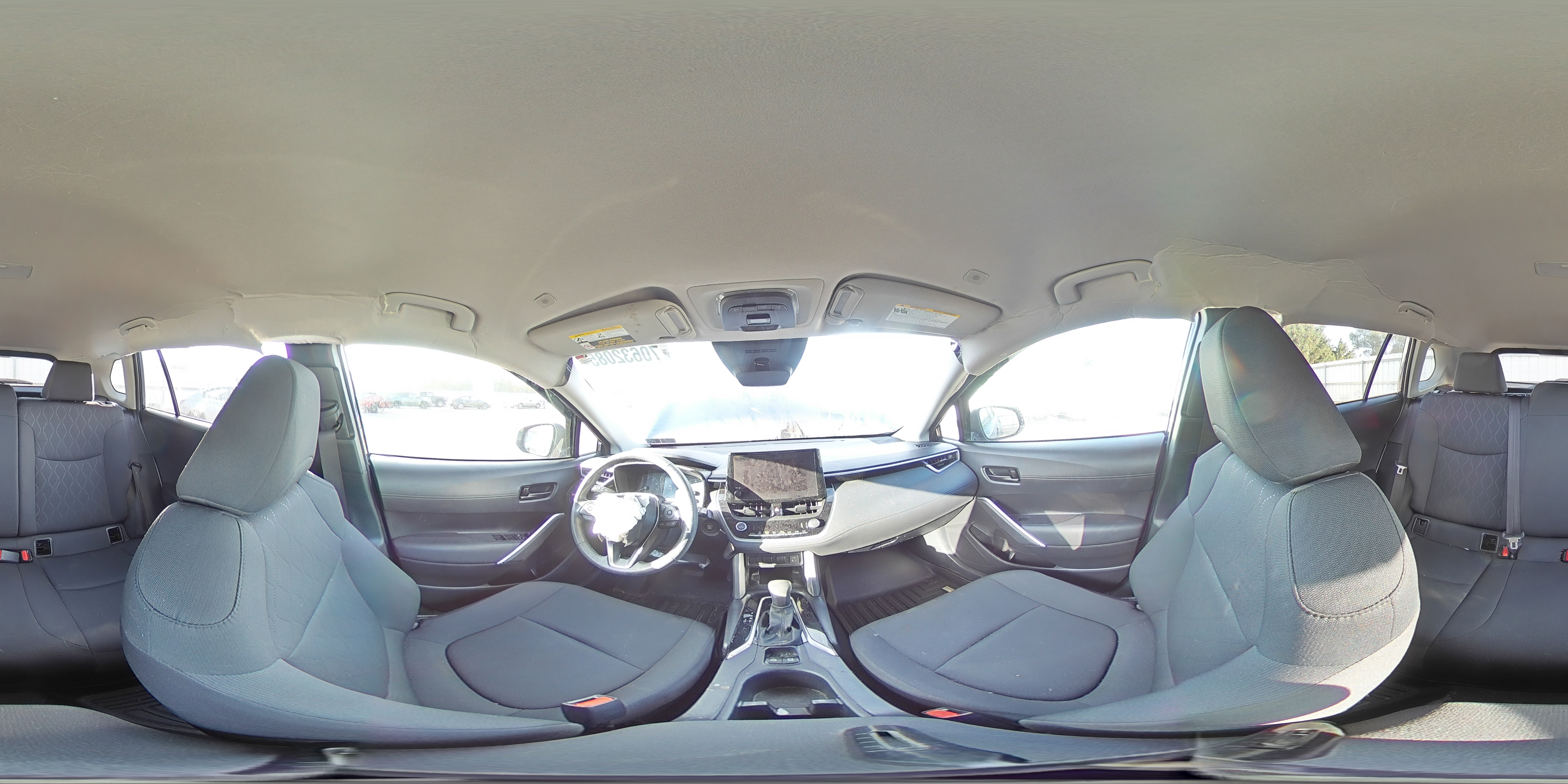 2024 Toyota Corolla Cross Le VIN: 7MUCAAAG6RV077323 Lot: 70632085