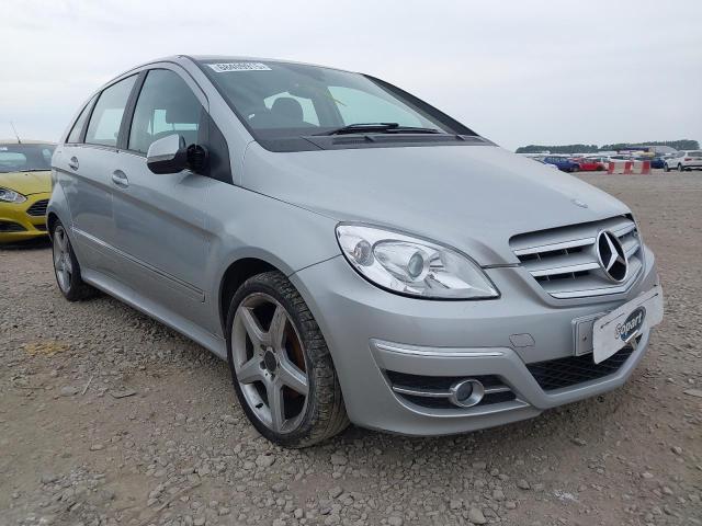 2011 MERCEDES-BENZ B180 SPORT CDI AUTO 