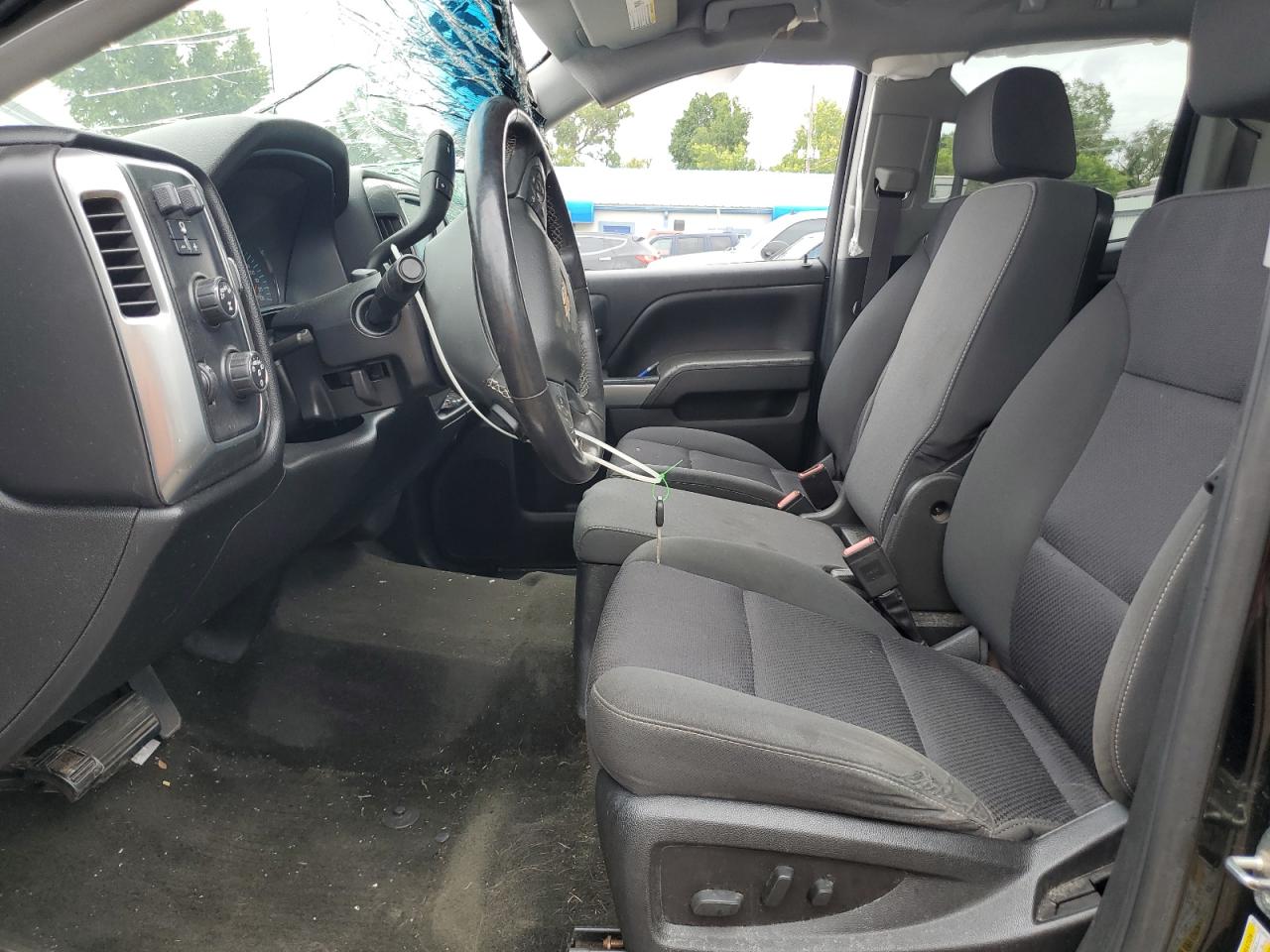 2017 Chevrolet Silverado K1500 Lt VIN: 1GCVKREC9HZ117946 Lot: 69787235