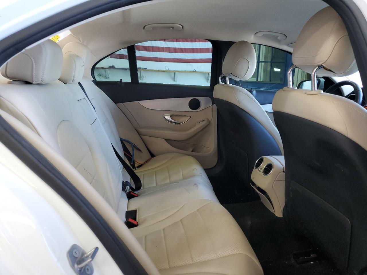 2016 Mercedes-Benz C 300 VIN: 55SWF4JB7GU173282 Lot: 67970795