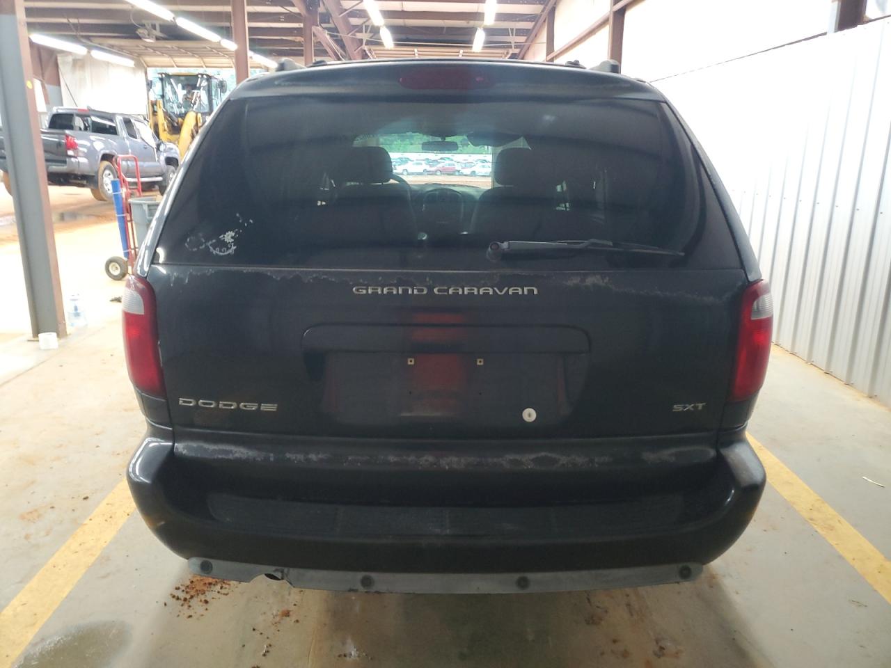 2005 Dodge Grand Caravan Sxt VIN: 2D4GP44L95R312758 Lot: 68420625