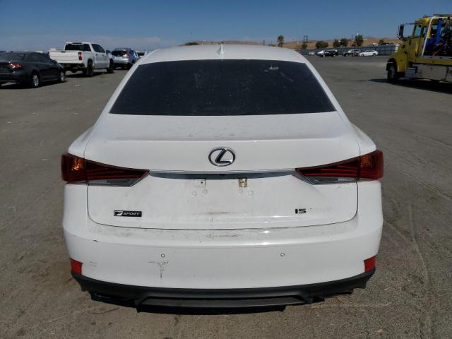  LEXUS IS 2018 Белы