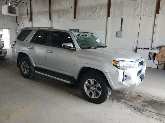  TOYOTA 4RUNNER 2018 Серебристый