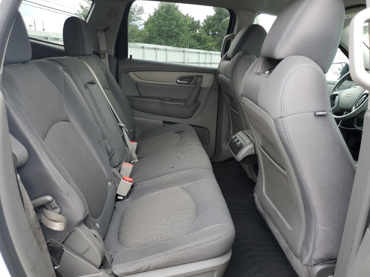 2015 Chevrolet Traverse Ls VIN: 1GNKRFKD5FJ167238 Lot: 69640295