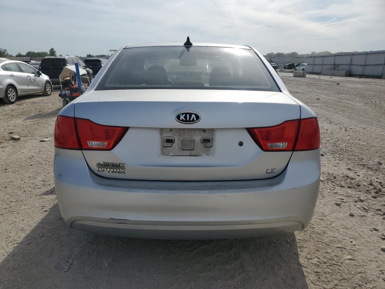 2009 Kia Optima Lx VIN: KNAGE228595295527 Lot: 70540785