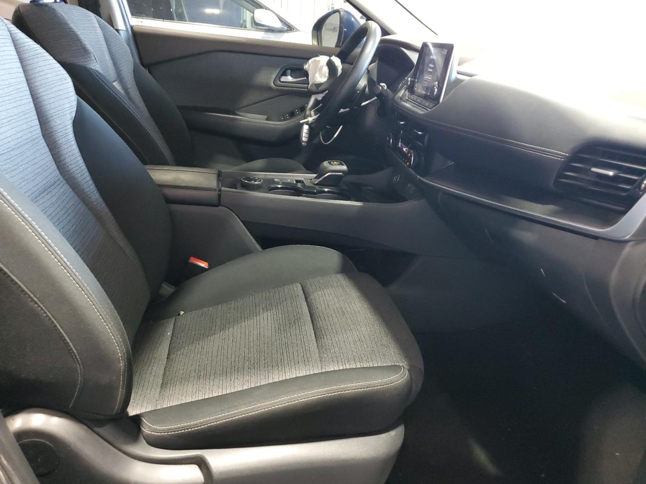 2022 Nissan Rogue Sv VIN: 5N1BT3BBXNC695105 Lot: 68920985