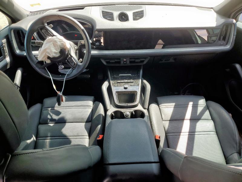  PORSCHE CAYENNE 2024 Белы
