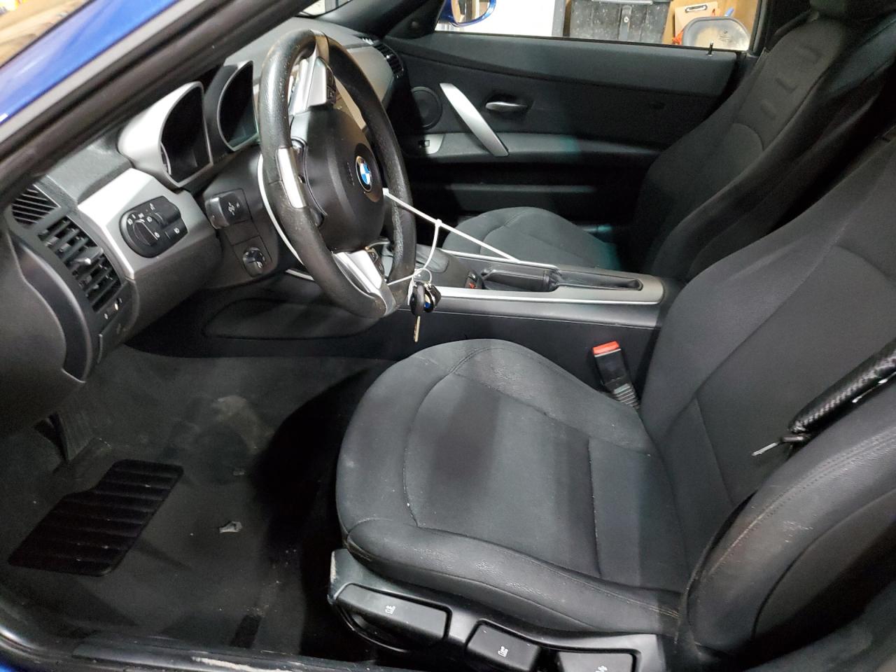 2008 BMW Z4 3.0 VIN: 4USBU33548LW74601 Lot: 68073275
