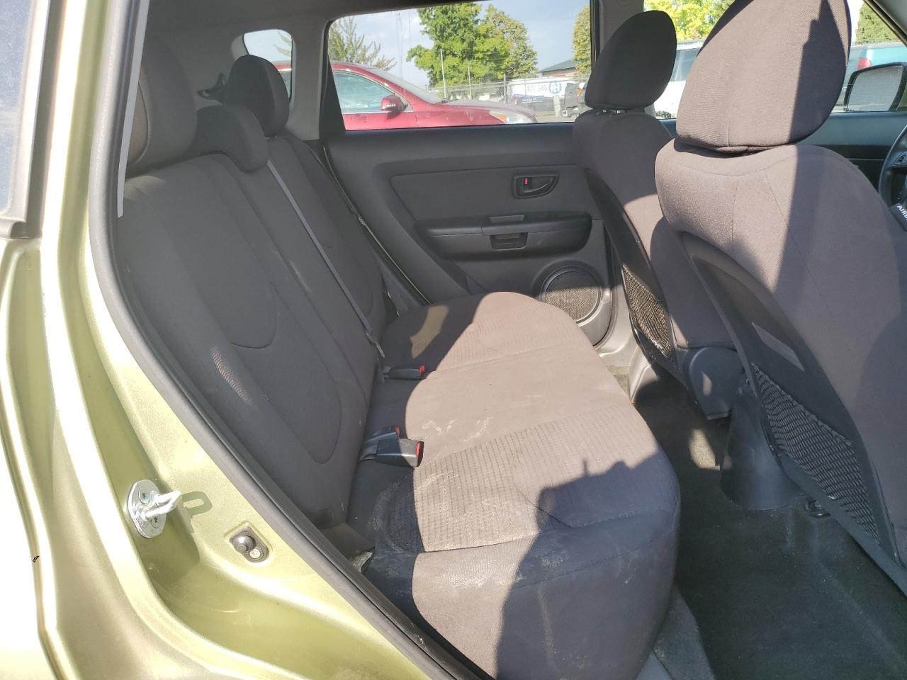 2012 Kia Soul VIN: KNDJT2A50C7442239 Lot: 70683135