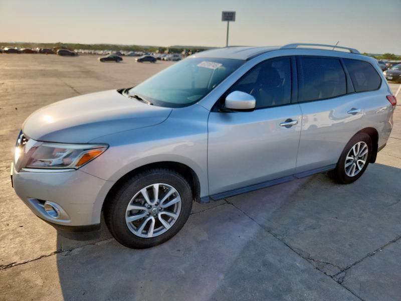  NISSAN PATHFINDER 2016 Серебристый