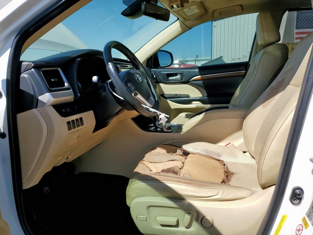 2017 Toyota Highlander Limited VIN: 5TDYZRFH9HS210261 Lot: 70148095