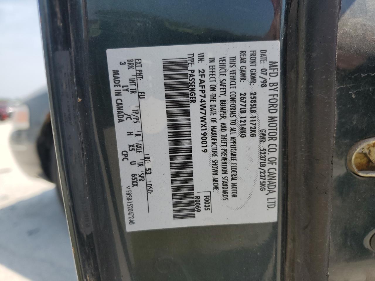 1998 Ford Crown Victoria Lx VIN: 2FAFP74W7WX190019 Lot: 67952115