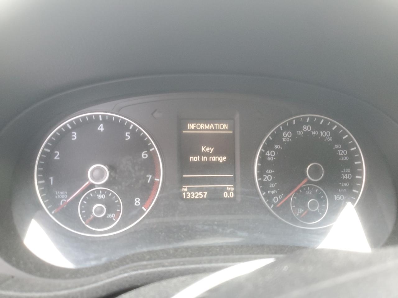 2013 Volkswagen Passat Sel VIN: 1VWCM7A38DC055896 Lot: 70320085