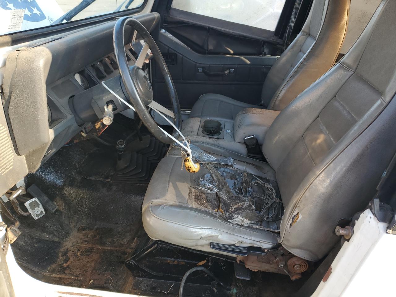 1992 Jeep Wrangler / Yj S VIN: 2J4FY19P1MJ150034 Lot: 69158075