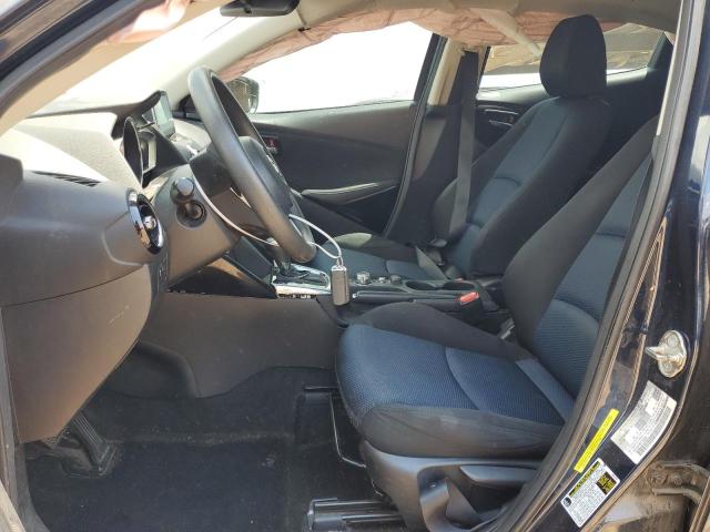  TOYOTA YARIS 2017 Granatowy