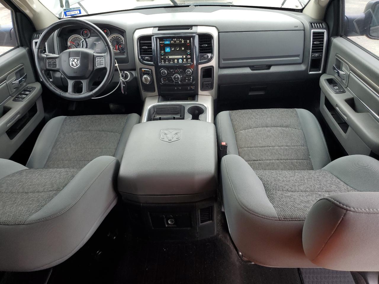 1C6RR6LT2HS514221 2017 Ram 1500 Slt